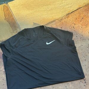 Nike PRO Black Short Sleeve Tee Athletic Performance